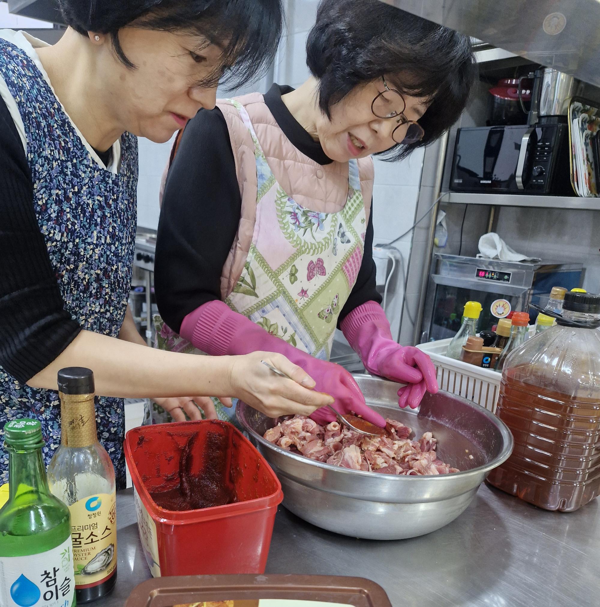 꾸리아 2025연차총친목회1